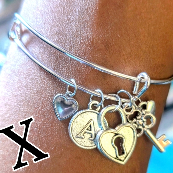 bite & pout "X" Silver Initial Bangle - Picture 1 of 5